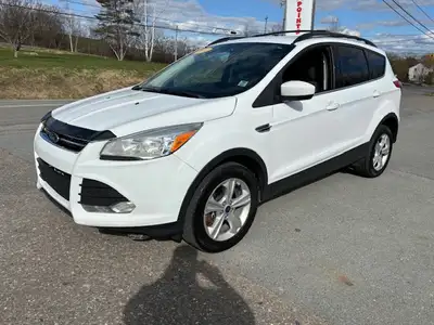 2014 FORD ESCAPE SE AWD 163000KMS
