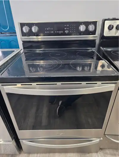 2020 Whirlpool 30" White Electric Ceramic Top Stove Oven Range, View more