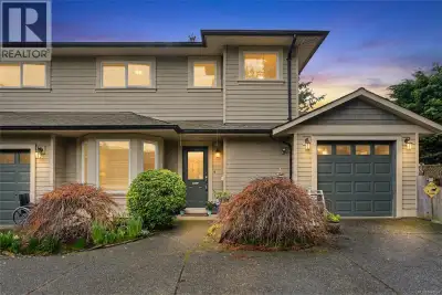 Amazing location steps from the ocean, parks, marinas, and downtown Sidney. Tucked away on a private...