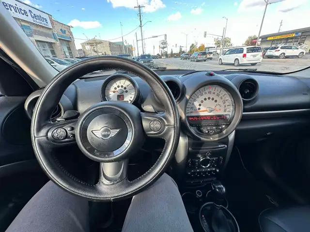 2012 MINI Cooper Countryman Countryman in Cars & Trucks in St. Catharines - Image 20