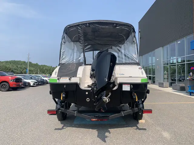 2023 Legend Vibe D19 Deck Boat in Powerboats & Motorboats in Sudbury - Image 9