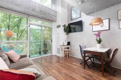 Welcome to urban living at its finest in this stunning 1-bedroom + den, 2-bathroom loft at the covet...
