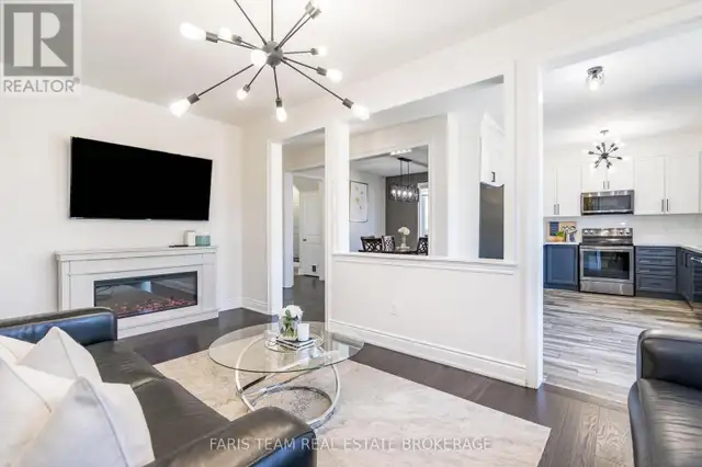 53 CHRISTY DRIVE Wasaga Beach, Ontario in Houses for Sale in Barrie - Image 14