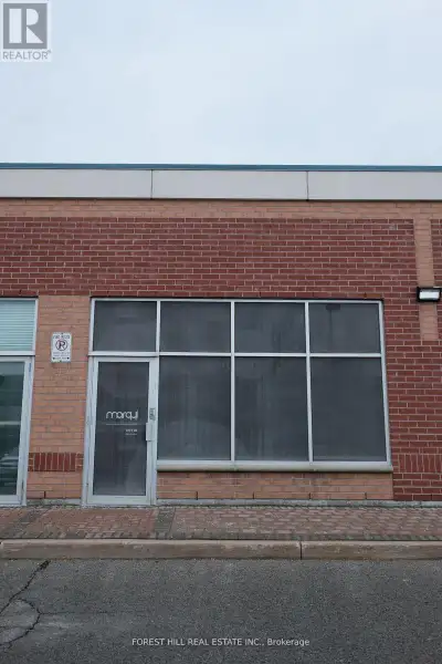 Fully renovated functional office/retail space with conference room in Markham prime location. Easy...