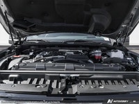 This GMC Sierra 2500HD boasts a powerful engine powering this Automatic transmission. *This GMC Sier... (image 5)