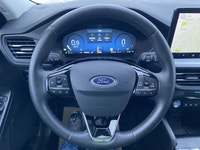 **WE WILL BEAT ANY DEALER IN THE CITY** Star White Metallic Tri-Coat 2024 Ford Escape Platinum AWD 8... (image 7)