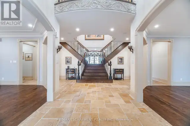 5545 BLEZARD DRIVE Lincoln (Lincoln Lake), Ontario in Houses for Sale in City of Toronto - Image 10