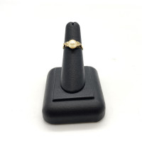 14 Karat Yellow Gold With Pearl Lady's Ring $195