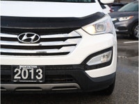 2013 HYUNDAI SANTA FE LUXURY - BC VEHICLE - BACKUP CAMERA - HEATED FRONT SEATS - DUAL-CLIMATE CONTRO... (image 6)