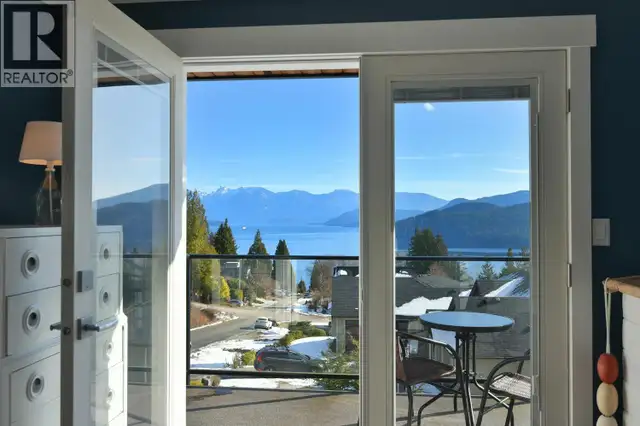 605 WOODLAND AVENUE Gibsons, British Columbia in Condos for Sale in Sunshine Coast - Image 38