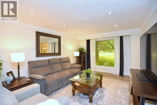 421 8TH CONCESSION Road E Carlisle, Ontario in Houses for Sale in Oakville / Halton Region - Image 14