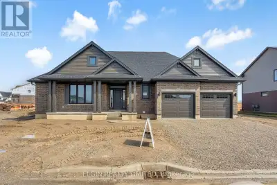 Move-in ready and thoughtfully designed, the Westfield bungalow by Hayhoe Homes offers an ideal blen...
