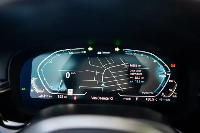2023 BMW 5 Series5783111882886553614