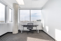 Professional office space in Complexe Dix 30