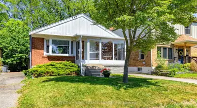 Price: $749,000 / $2,841/mo Welcome to 131 Claremore Ave! Calling all builders, renovators, and firs...