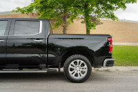 2022 Chevrolet Silverado 1500 LTZ The 2022 Silverado 1500 LTZ blends powerful performance with premi... (image 7)