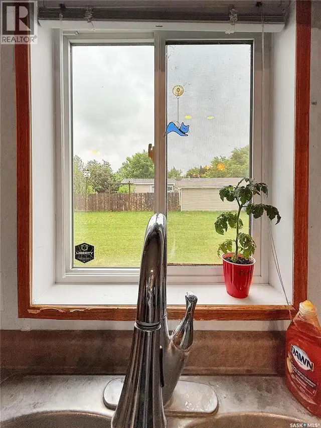 221 Turbantia STREET Esterhazy, Saskatchewan in Houses for Sale in Regina - Image 8