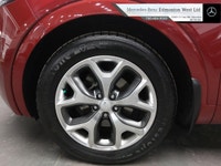 TOP TRIM! LOW KILOMETERS! Premium Black Leather | Panoramic Sunroof | Smartphone Integration | 10 Sp... (image 5)