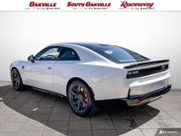 AWD 1 OWNER Clean Carfax No Accidents Reported Navigation, Navi, GPS Heated/Cooled Leather/Suede Per... (image 3)