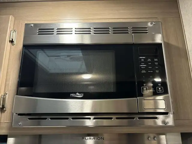 2024 Adventurer LP Class C Adventurer 24DS in RVs & Motorhomes in Abbotsford - Image 38