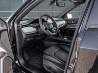 *Low Mileage, Sunroof, Premium Audio, Uconnect 5 Nav w/10.1 inch Display!* With outstanding off-road... (image 6)
