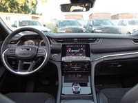 4x4, 3.6L V6, Power Sunroof, Remote Start, Heated Leather Seats/Steering Wheel, Trailer Tow Package,... (image 8)