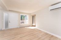 Beautiful, Modern and Fully Renovated 2 Bedroom Barrier-Free Tow