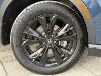 Humberview Volkswagen on the Queensway This 2023 Honda CR-V Touring Hybrid AWD is the perfect blend... (image 8)