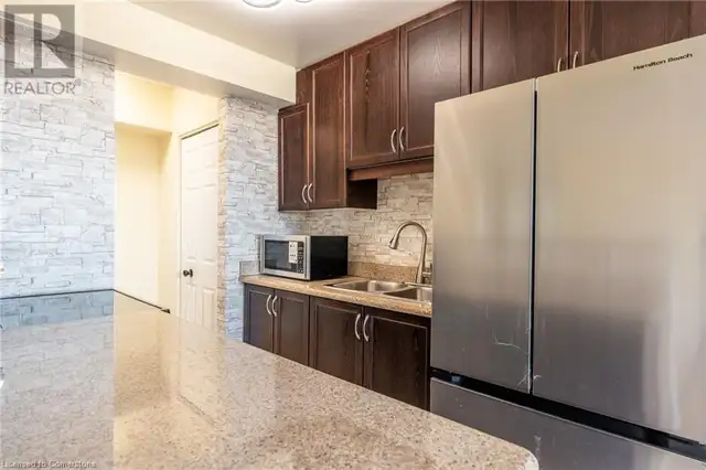 851 QUEENSTON Road Unit# 803 Hamilton, Ontario62863783875713124