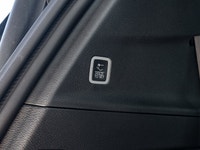 Welcome to 400 Chrysler Dodge Jeep Ram. 3.6L Pentastar V-6 engine - Advanced infotainment system - C... (image 9)