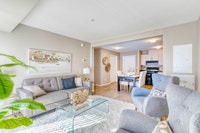 OPEN HOUSE EVENT: Friday, December 12th from 3pm - 6pm Saturday, December 13th from 11am - 3pm Keswi... (image 5)