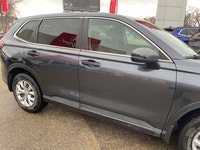 -Regina Honda Odometer is 16548 kilometers below market average! Recent Arrival! 2023 Honda CR-V LX... (image 7)
