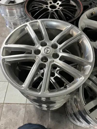 5x114.3 mazda centre de Pneus mtl est 11251 rue notre dame est 514-507-5177