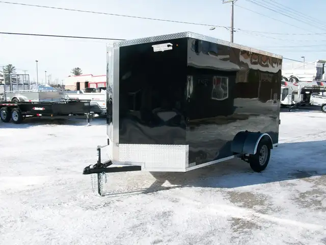 2025 Weberlane 6' X 12' 1 ESSIEUX RAMPE V-NOSE VTT MOTO TRACTEUR in Cargo & Utility Trailers in Laval / North Shore - Image 4
