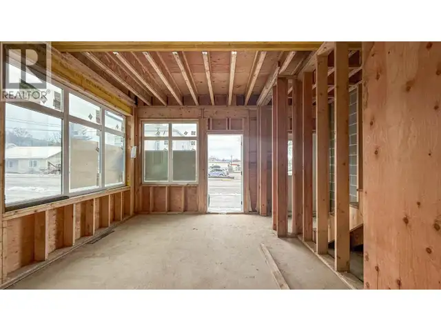 704 Cliff Avenue Enderby, British Columbia in Commercial & Office Space for Rent in Prince Rupert - Image 12