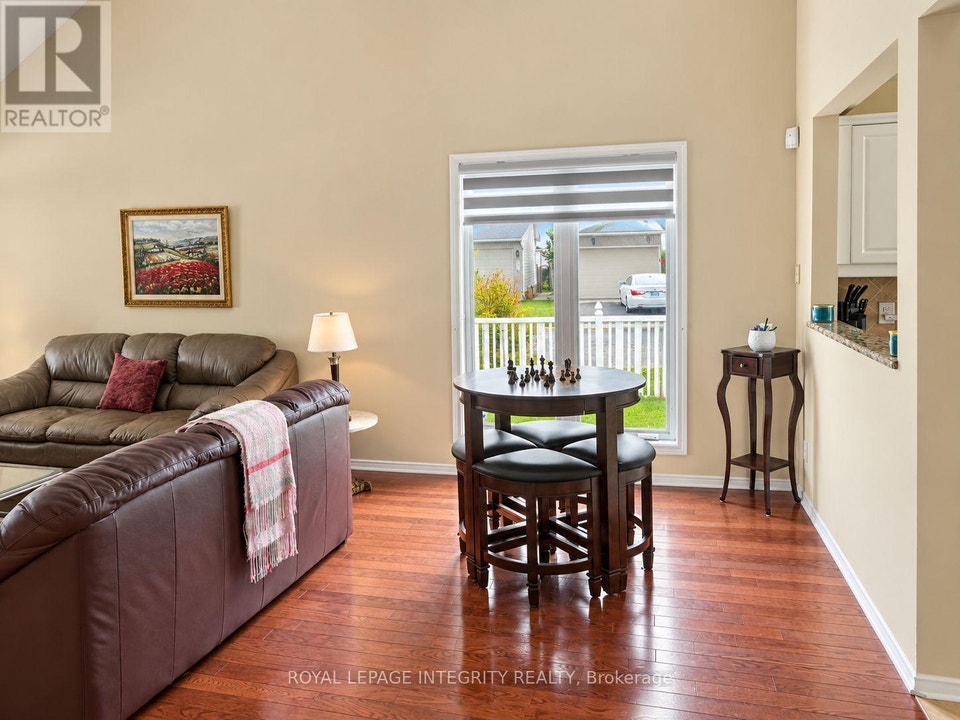 42 SETTLER'S RIDGE WAY Ottawa, Ontario 5
