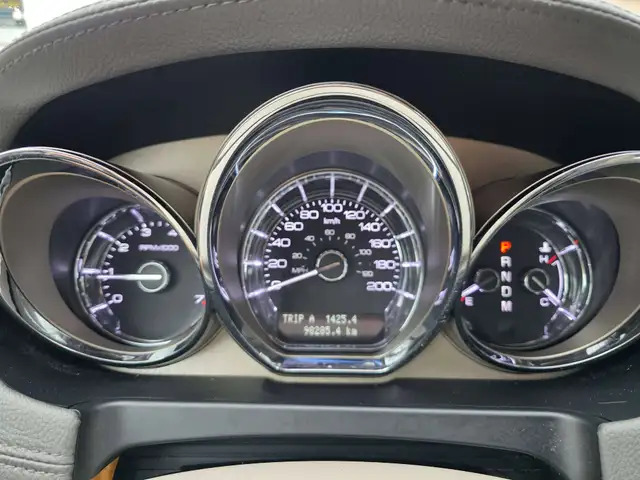 2012 Lincoln MKT 7 Passanger AWD5687956519426662415