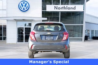 Looking for a reliable commuter that can park in a spot most SUVs wouldn't even attempt? This 2022 S... (image 4)
