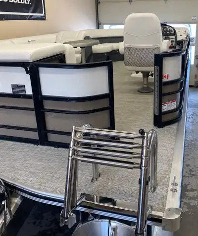 Trifecta 20C CS pontoon boat, View more