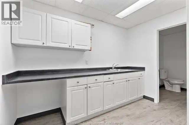 492 BLANCHARD PARK Unit# 1 Lakeshore, Ontario in Commercial & Office Space for Rent in Windsor Region - Image 14