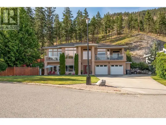 5165 Morrison Crescent Peachland, British Columbia in Houses for Sale in Penticton - Image 2