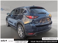2021 Mazda CX-5 GS Ready for anything, from the streets of Calgary to the highways of Alberta, this... (image 1)