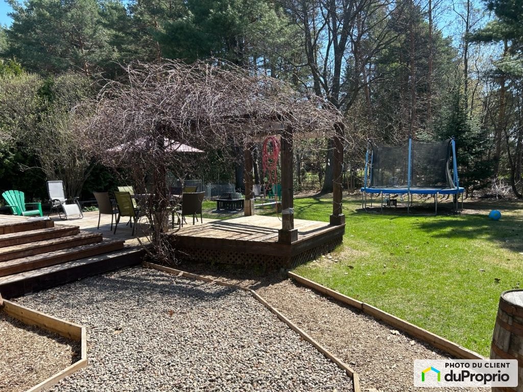 $427,350 - Bungalow for sale in St-Charles-Borromée — photo 2