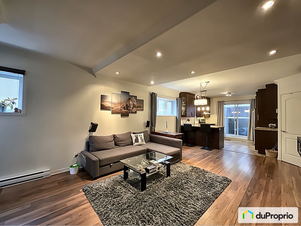 $329,000 - Condominium for sale in Longueuil (Vieux-Longueuil) — photo 2