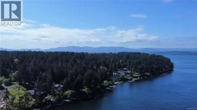 760 Lands End Rd North Saanich, British Columbia in Land for Sale in Victoria - Image 13