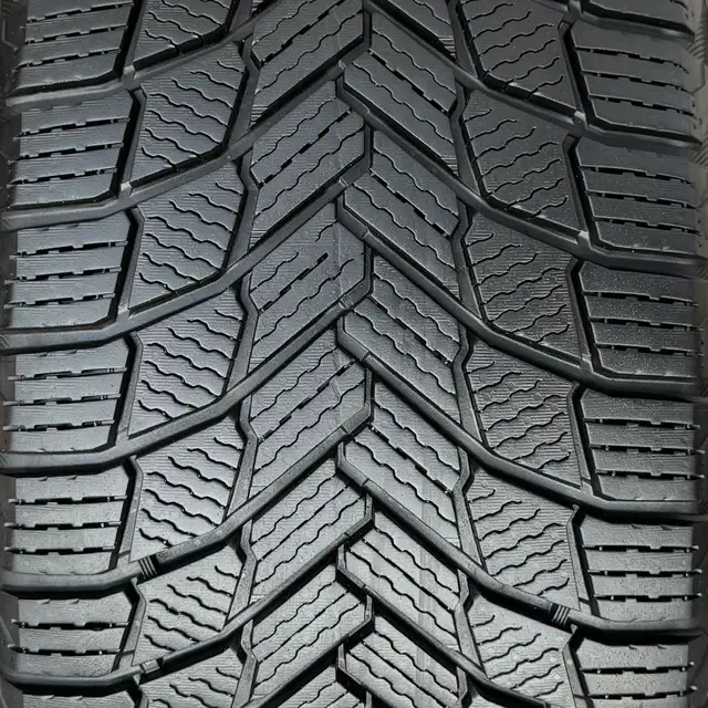 (97%) 4x Volvo XC60 19" OEM Winter Wheels Package in Tires & Rims in City of Toronto - Image 11