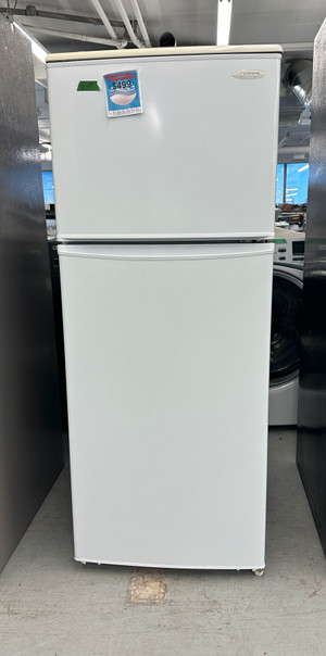 Refrigerateur 24 Pouces | Kijiji à Québec : acheter et vendre sur le site  de petites annonces no 1 au Canada.