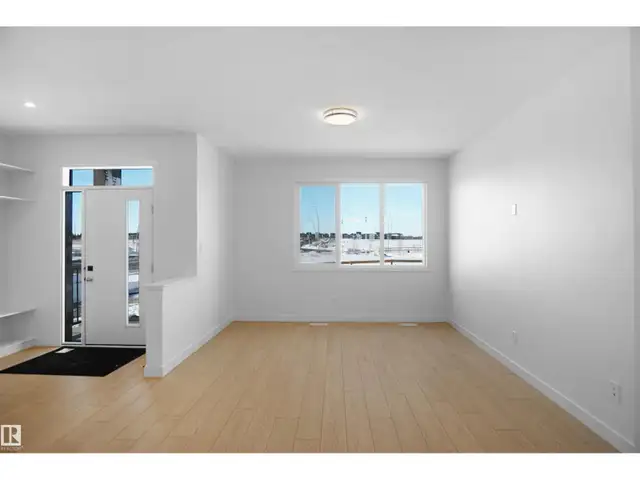 17506 5A ST NE Edmonton, Alberta in Houses for Sale in Strathcona County - Image 5