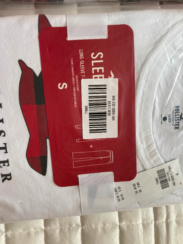Hollister - Long sleeve sleep sets (NEW) in Women's - Other in Cape Breton - Image 4