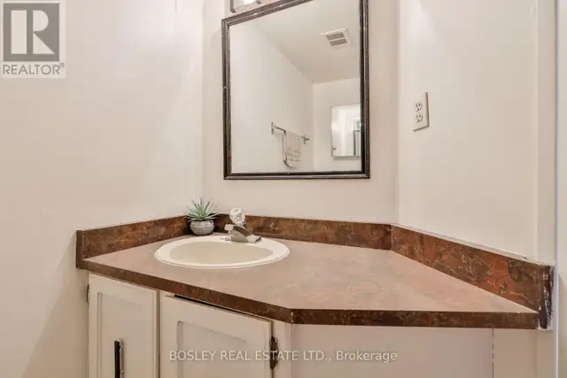2825 - 33 HARBOUR SQUARE Toronto (Waterfront Communities), Ontar in Long Term Rentals in City of Toronto - Image 12